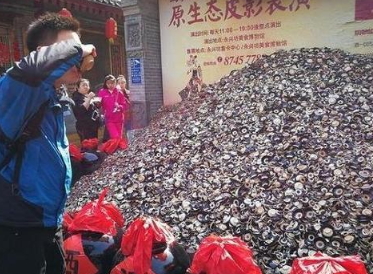 摔碗酒意味著什么？喝完酒為什么要摔碗