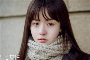 藕粉色眼影配什么口紅 藕粉色日常眼妝教程 藕粉色眼影配什么口紅 藕粉色日常眼妝教程