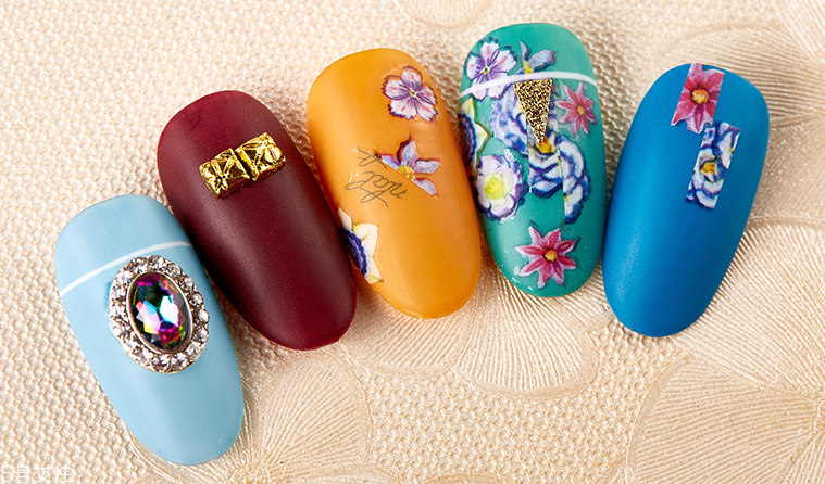 古風(fēng)手繪美甲圖片 中國(guó)風(fēng)手繪圖案美甲2018最新 古風(fēng)手繪美甲圖片 中國(guó)風(fēng)手繪圖案美甲2018最新