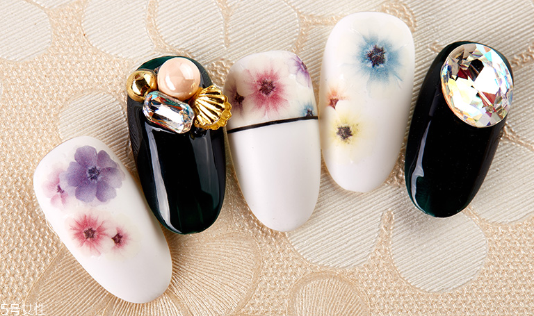 古風(fēng)手繪美甲圖片 中國(guó)風(fēng)手繪圖案美甲2018最新 古風(fēng)手繪美甲圖片 中國(guó)風(fēng)手繪圖案美甲2018最新