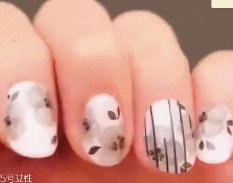 古風(fēng)手繪美甲圖片 中國(guó)風(fēng)手繪圖案美甲2018最新 古風(fēng)手繪美甲圖片 中國(guó)風(fēng)手繪圖案美甲2018最新