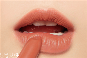 土橘色口紅適合什么膚色的人 南瓜土橘色口紅推薦 土橘色口紅適合什么膚色的人 南瓜土橘色口紅推薦