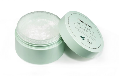 定妝噴霧和定妝蜜粉哪個好 蜜粉挑選2個妙招