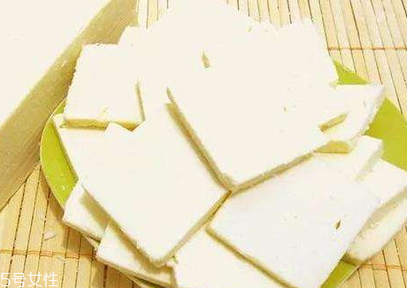 奶豆腐怎么保存 奶豆腐保質(zhì)期 奶豆腐怎么保存 奶豆腐保質(zhì)期