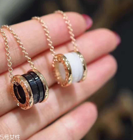 寶格麗彈簧項(xiàng)鏈怎么扣？寶格麗彈簧項(xiàng)鏈幾種扣法