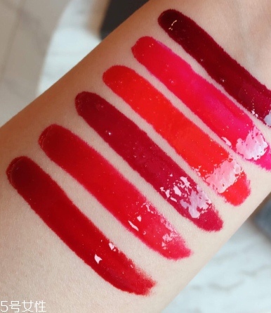 tom ford設(shè)計師吻我唇萃多少錢 各國專柜價 tom ford設(shè)計師吻我唇萃多少錢 各國專柜價