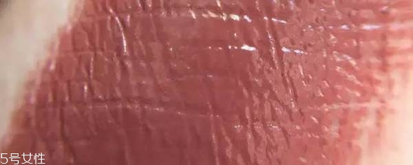 阿瑪尼紅管501和黑管501哪個(gè)好看 阿瑪尼唇釉怎么選購 阿瑪尼紅管501和黑管501哪個(gè)好看 阿瑪尼唇釉怎么選購