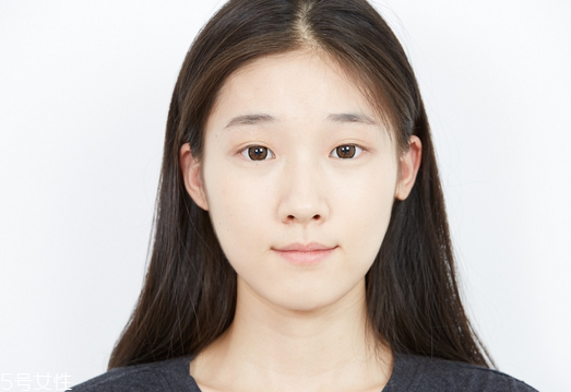 畫面試淡妝要注意什么 面試妝容步驟及注意事項 畫面試淡妝要注意什么 面試妝容步驟及注意事項