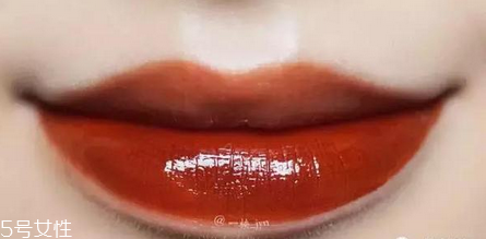 黃皮適合臟橘色嗎 hm臟橘色口紅試色 黃皮適合臟橘色嗎 hm臟橘色口紅試色