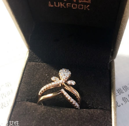 戒指太緊對(duì)手指有什么傷害？戒指戴太緊的危害