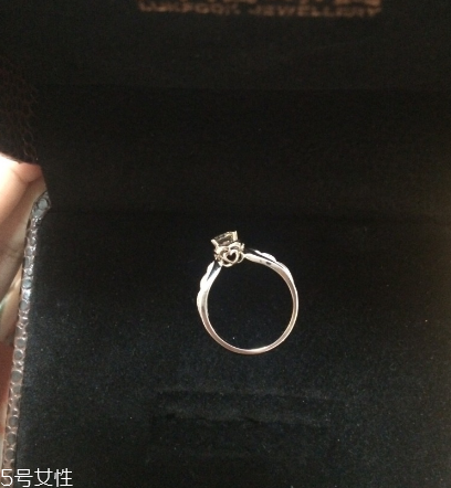 戒指要一直帶嗎？戒指是一直戴著嗎