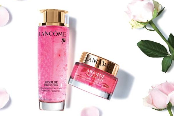 玫瑰精露怎么用最有效 玫瑰精露10種保養(yǎng)大法 玫瑰精露怎么用最有效 玫瑰精露10種保養(yǎng)大法