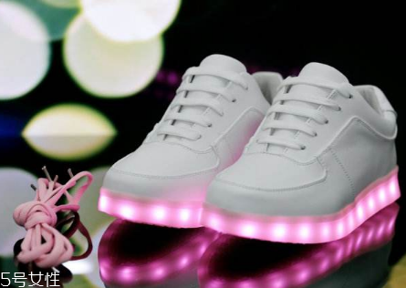 simulation發(fā)光鞋在哪買？simulation發(fā)光鞋正品購買方式