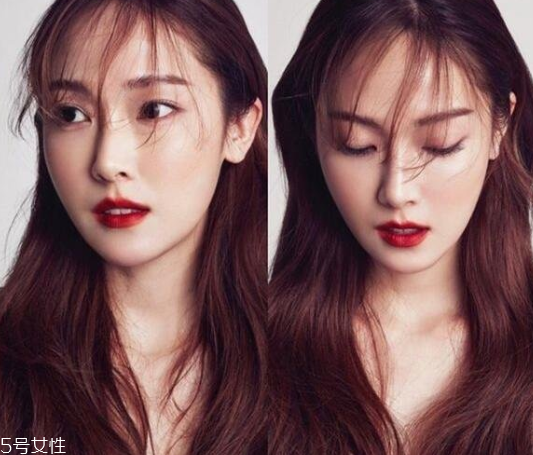 楓葉紅發(fā)色顯黑嗎 楓葉紅發(fā)色適合人群 楓葉紅發(fā)色顯黑嗎 楓葉紅發(fā)色適合人群