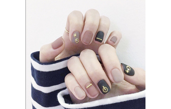 磨砂美甲臟了要怎么洗 磨砂美甲的最新火爆款式圖片 磨砂美甲臟了要怎么洗 磨砂美甲的最新火爆款式圖片