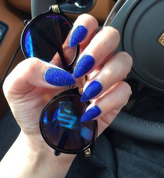 絲絨美甲怎么做教程 絲絨美甲能沾水嗎 絲絨美甲怎么做教程 絲絨美甲能沾水嗎