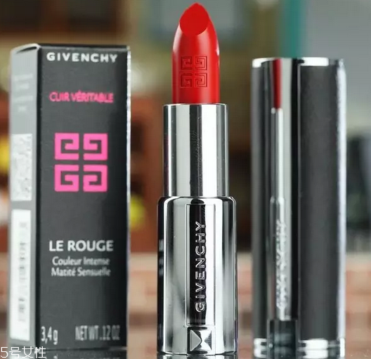 紀(jì)梵希小羊皮哪個顏色最火最好看 紀(jì)梵希小羊皮口紅試色 紀(jì)梵希小羊皮哪個顏色最火最好看 紀(jì)梵希小羊皮口紅試色