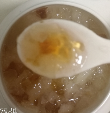 桃膠能和紅糖一起煮嗎？桃膠煮紅糖好嗎？