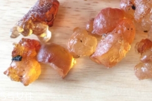 桃膠能治胃病嗎？胃病吃桃膠好嗎？