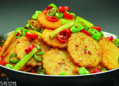 干鍋土豆片熱量高嗎 減肥可以吃干鍋土豆片嗎 干鍋土豆片熱量高嗎 減肥可以吃干鍋土豆片嗎