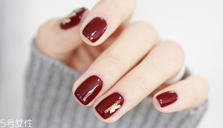 甲油膠成分是天然樹脂嗎 甲油膠成分解讀 甲油膠成分是天然樹脂嗎 甲油膠成分解讀