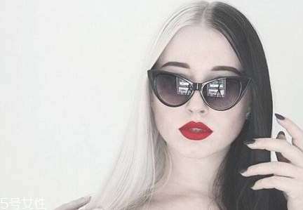 陰陽(yáng)發(fā)色什么顏色好看 超酷陰陽(yáng)發(fā)色合集 陰陽(yáng)發(fā)色什么顏色好看 超酷陰陽(yáng)發(fā)色合集