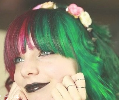 陰陽(yáng)發(fā)色什么顏色好看 超酷陰陽(yáng)發(fā)色合集 陰陽(yáng)發(fā)色什么顏色好看 超酷陰陽(yáng)發(fā)色合集