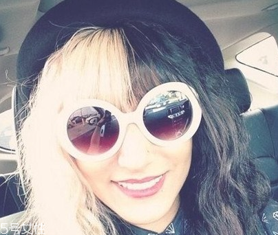 陰陽(yáng)發(fā)色什么顏色好看 超酷陰陽(yáng)發(fā)色合集 陰陽(yáng)發(fā)色什么顏色好看 超酷陰陽(yáng)發(fā)色合集