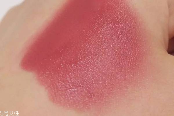 歐萊雅豆沙色口紅是幾號(hào) 歐萊雅口紅試色 歐萊雅豆沙色口紅是幾號(hào) 歐萊雅口紅試色