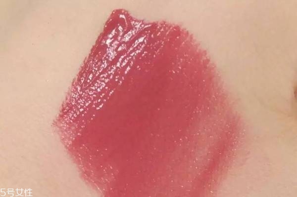 歐萊雅豆沙色口紅是幾號(hào) 歐萊雅口紅試色 歐萊雅豆沙色口紅是幾號(hào) 歐萊雅口紅試色