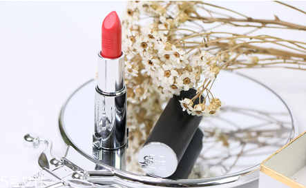 紀梵希液態(tài)口紅什么時候上市 紀梵希2018夏季新品口紅 紀梵希液態(tài)口紅什么時候上市 紀梵希2018夏季新品口紅