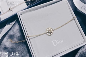 手鏈可以兩只手同時戴嗎？手鏈可以兩只手一起戴嗎