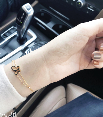 手鏈為什么戴左手？手鏈戴左手的原因