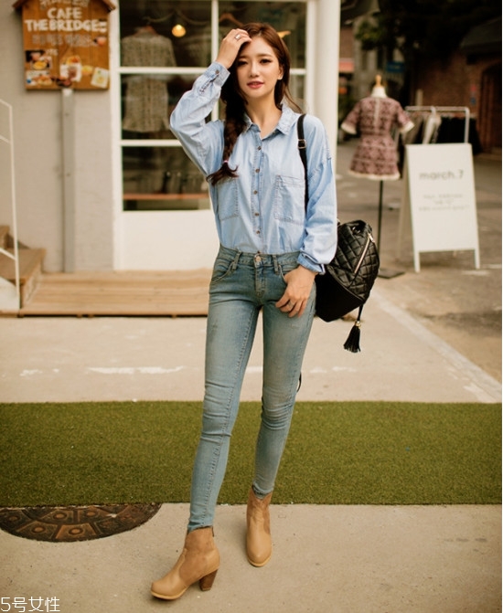 女生天藍色襯衫怎么搭配好看 女生天藍色襯衫怎么搭配好看