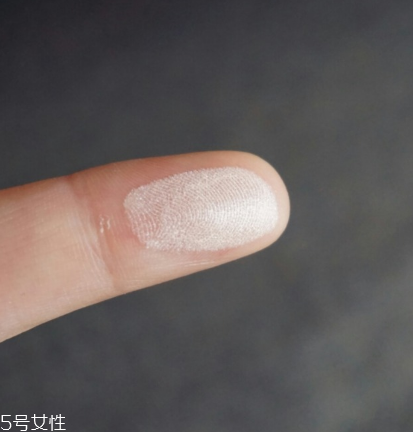 hourglass高光粉餅怎么樣 hourglass高光粉餅 hourglass高光粉餅怎么樣 hourglass高光粉餅