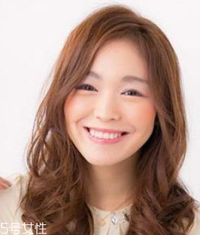 夏天留什么中長發(fā)好看 2018超美中長發(fā)發(fā)型 夏天留什么中長發(fā)好看 2018超美中長發(fā)發(fā)型