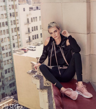 2022年剪什么短發(fā)好看 女明星超美短發(fā)范本 2022年剪什么短發(fā)好看 女明星超美短發(fā)范本