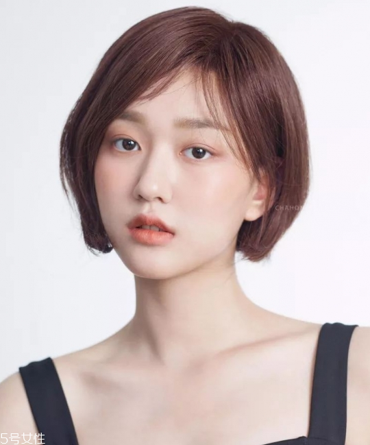 2022年剪什么短發(fā)好看 女明星超美短發(fā)范本 2022年剪什么短發(fā)好看 女明星超美短發(fā)范本