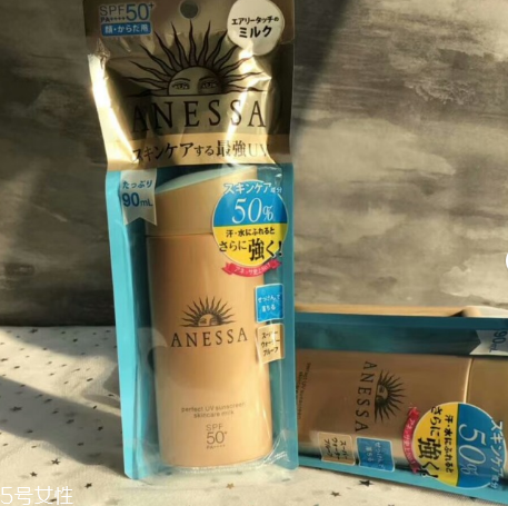 2018安耐曬90ml和60ml區(qū)別 安耐曬金瓶使用注意事項(xiàng) 2018安耐曬90ml和60ml區(qū)別 安耐曬金瓶使用注意事項(xiàng)