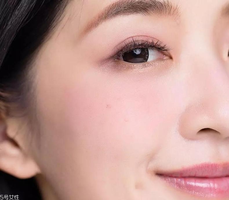 日系曬傷妝怎么化 日系曬傷妝整體妝容教程 日系曬傷妝怎么化 日系曬傷妝整體妝容教程