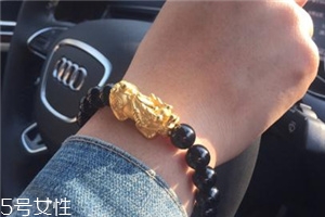 手鏈上有兩個(gè)貔貅好嗎？手鏈可以戴兩個(gè)貔貅嗎？