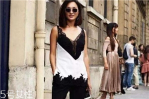 皮膚黑夏天穿什么顏色？黑皮膚適合什么顏色衣服