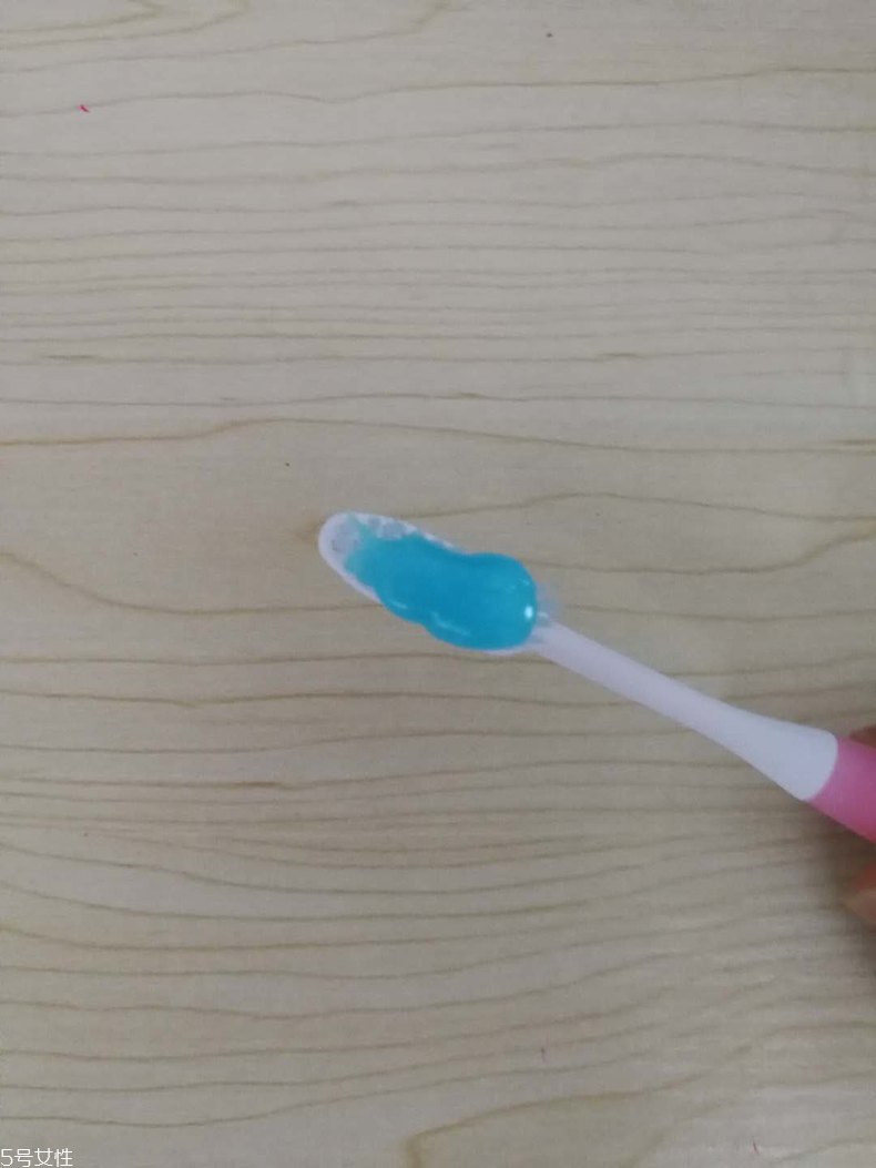 美白牙膏佳潔士和中華哪個(gè)好 美白牙膏佳潔士vs中華 美白牙膏佳潔士和中華哪個(gè)好 美白牙膏佳潔士vs中華