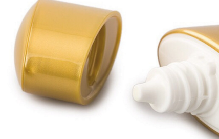 安耐曬和隔離哪個先用 涂安耐曬前要涂隔離嗎 安耐曬和隔離哪個先用 涂安耐曬前要涂隔離嗎