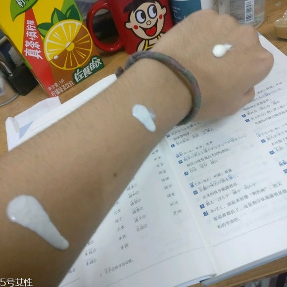 2018安耐曬新版比老版貴多少 2018安耐曬新版舊版區(qū)別 2018安耐曬新版比老版貴多少 2018安耐曬新版舊版區(qū)別