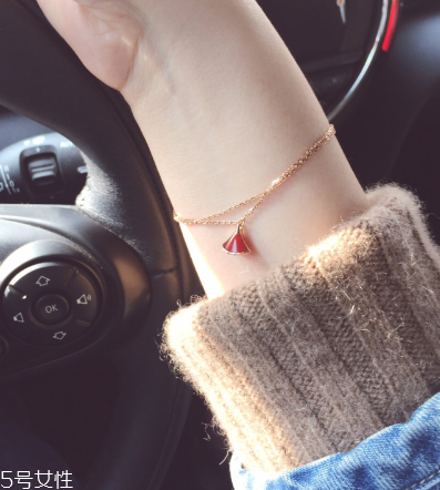 手鏈一般多少克？手鏈多少克合適
