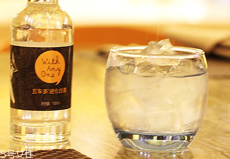 高粱酒哪個品牌好 高粱酒哪里產(chǎn)的好 高粱酒哪個品牌好 高粱酒哪里產(chǎn)的好