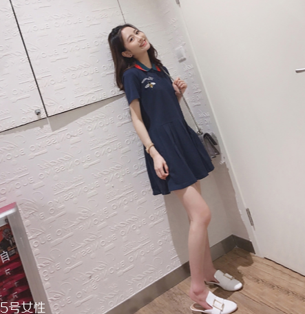 t恤裙怎么搭配？t恤裙搭配圖片