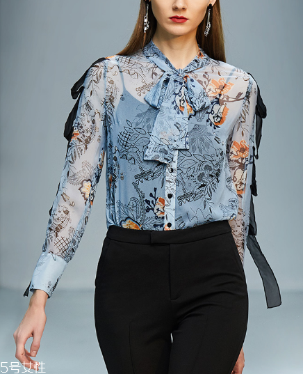 飄帶衣服怎么搭配？飄帶衣服搭配竅門