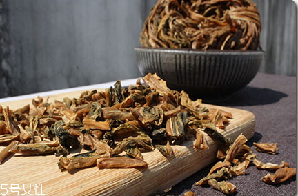 梅菜干泡多久 梅菜干的泡法 梅菜干泡多久 梅菜干的泡法